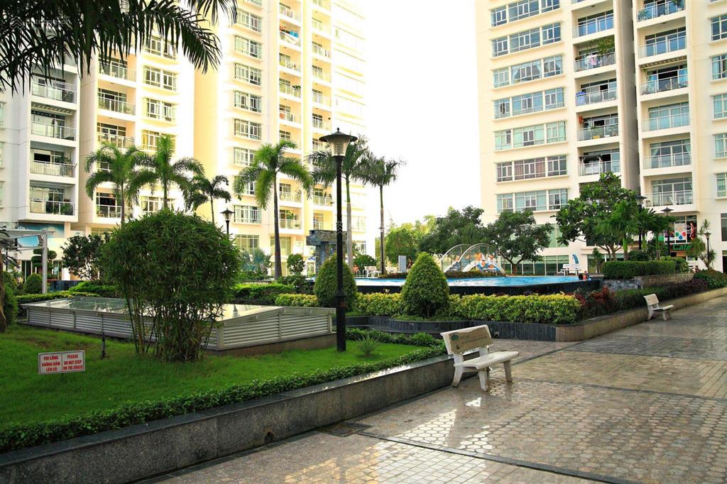 Cho thuê gấp căn 4pn view sông có nội thất, lầu cao, giá 35 triệu, thương lượng.  vân 0906 812 ***