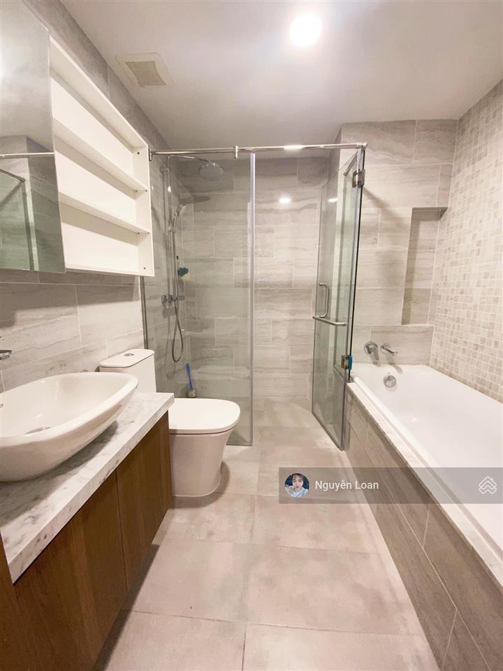 Kingdom 101 2pn2wc full nội thất 22tr/tháng sẵn có thể vào ở ngay 0901 430 *** loan