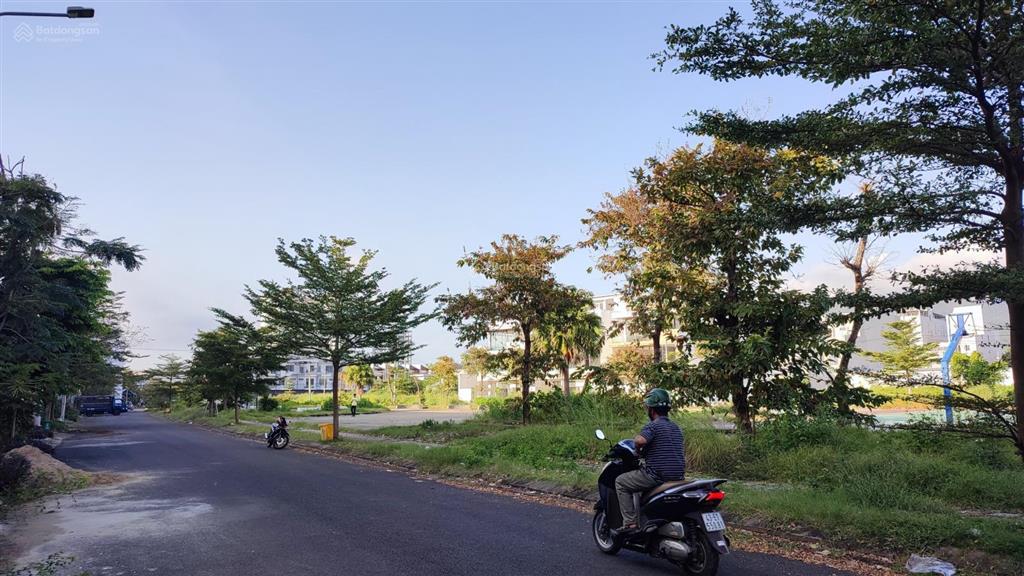 Cực hiếm, cần bán nhà 2 mặt tiền view sông hàn, trung tâm đà nẵng, gần dự án sun symphony
