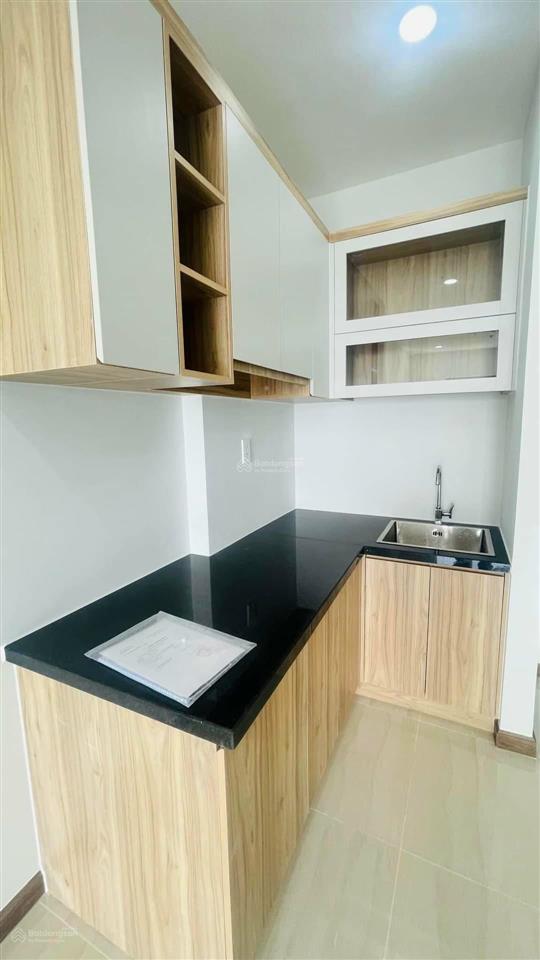 Bán căn 2pn 2wc bcons plaza, cả 2 phòng ngủ đều có cửa sổ thoáng, giá 2tỷ330, hỗ trợ vay tối đa