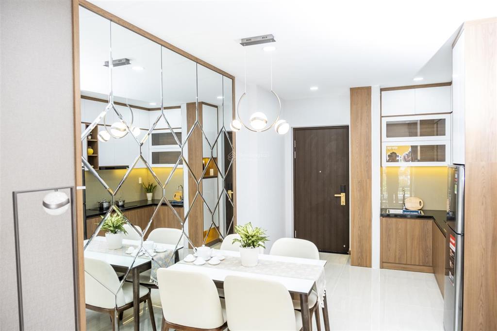 Bán căn 2 phòng ngủ 2wc bcons plaza view ngoại khu nhìn về hồ đá và sg landmark 81 giá chỉ 2tỷ37