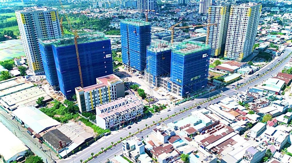 Bán căn 2 phòng ngủ 2wc bcons plaza view ngoại khu nhìn về hồ đá và sg landmark 81 giá chỉ 2tỷ37