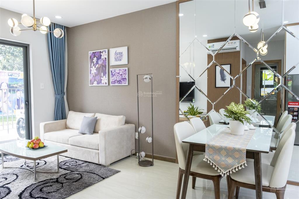 Bán căn 2 phòng ngủ 2wc bcons plaza view ngoại khu nhìn về hồ đá và sg landmark 81 giá chỉ 2tỷ37