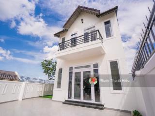 Villa sân vườn góc 2 mặt tiền phường 7, 11x9m, ngang lớn có sân để ô tô