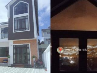 Villa 2 tầng hẻm ô tô lớn nam hồ, p11, đà lạt, mặt tiền rộng 17.27m có view thoáng