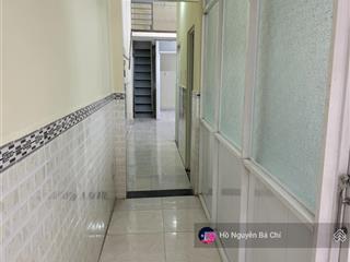 Mặt tiền nội bộ ngay độc lập  gần lũy bán bích 4x20m( nở hậu 4,3m ) cấp 4  giá 9,8 tỷ