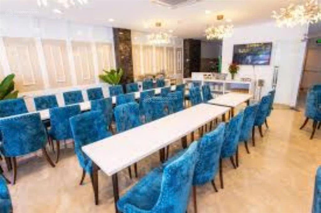 Bán khách sạn 2 mặt tiền đường đống đa, góc lý tự trọng, trung tâm du lịch đn