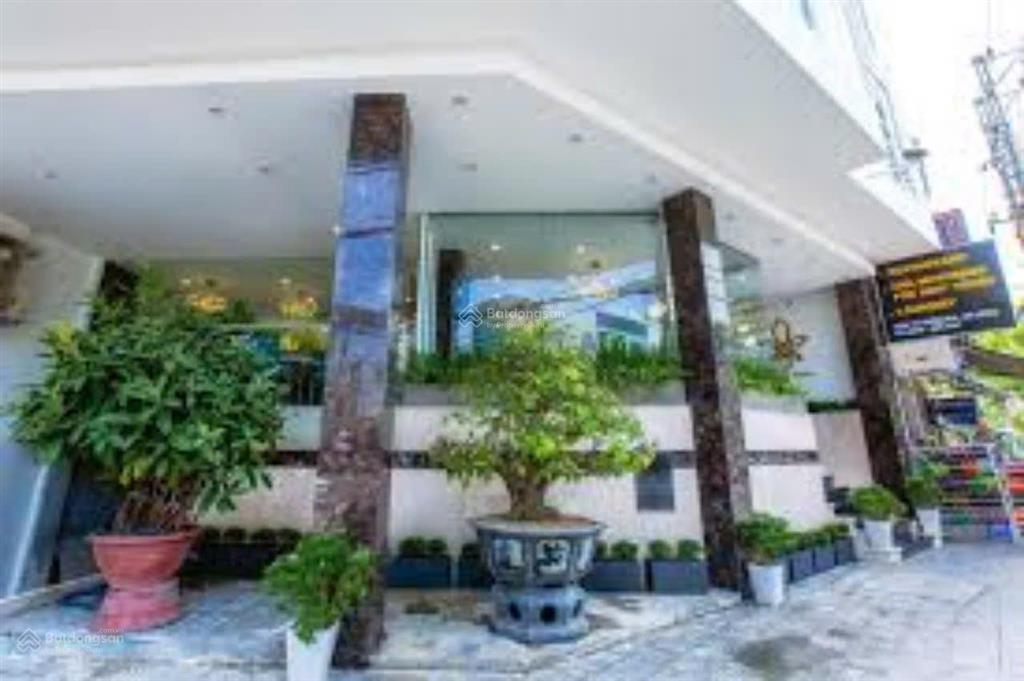 Bán khách sạn 2 mặt tiền đường đống đa, góc lý tự trọng, trung tâm du lịch đn