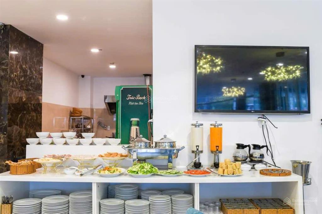 Bán khách sạn 2 mặt tiền đường đống đa, góc lý tự trọng, trung tâm du lịch đn