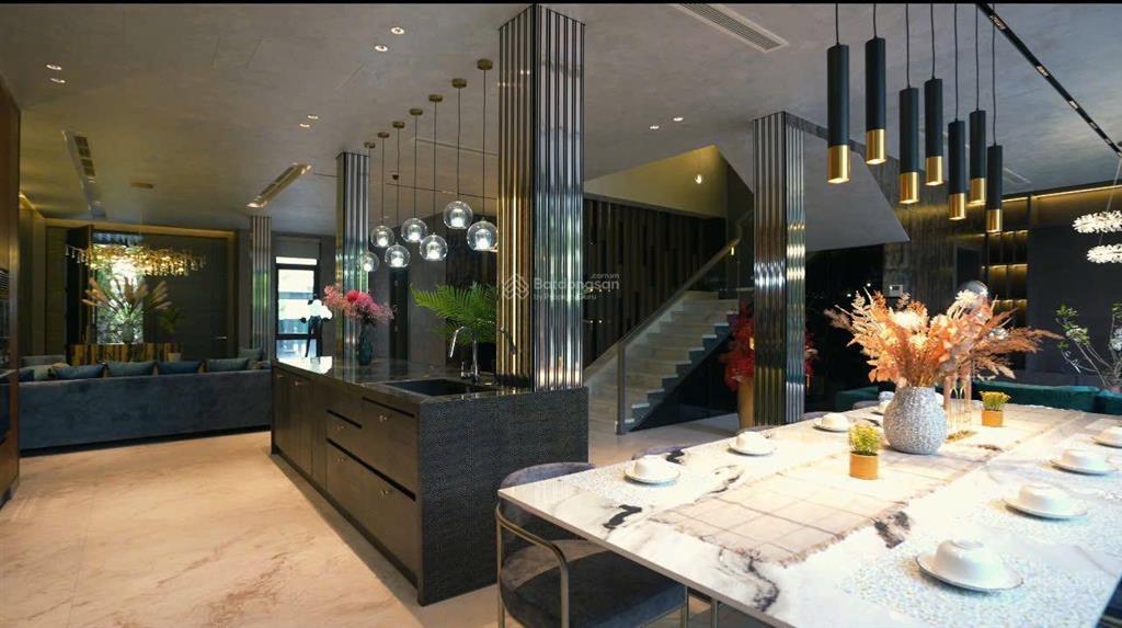 Biệt thự hưng thái siêu vip 2 mặt tiền trước sau view sông, sát trường quốc tế, phú mỹ hưng quận 7