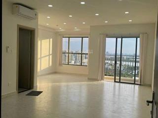 Cho thuê văn phòng hoàn thiện rộng 60m2 giá 15 triệu/ tháng, tầng cao view sông thoáng mát