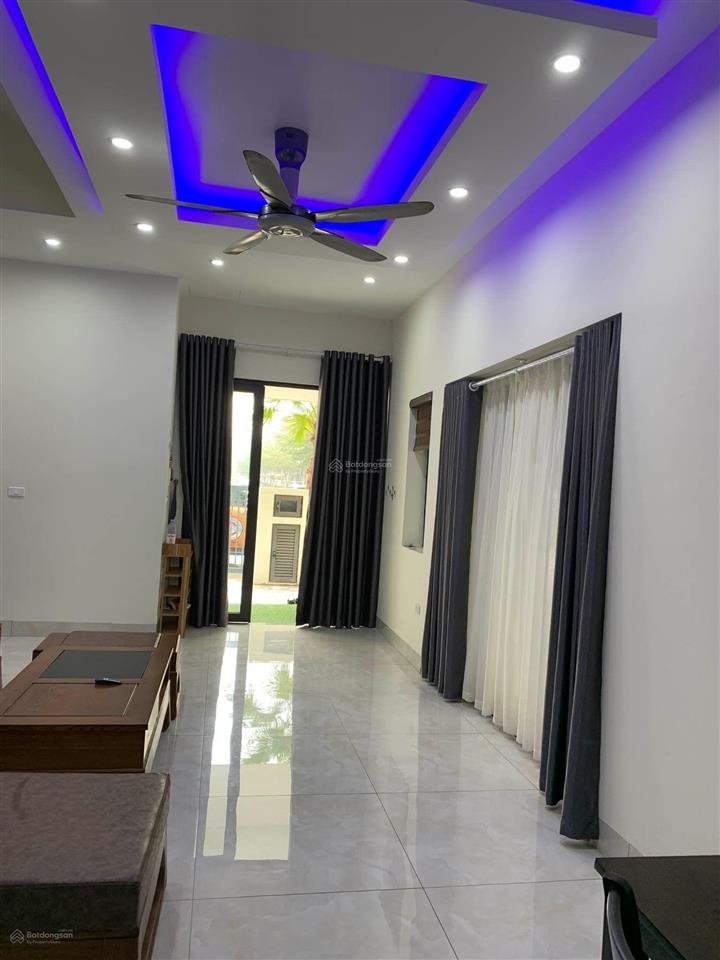 Cho thuê nhà mới xây 3 tầng tại khu đô thị vsip bắc ninh có 3 phòng ngủ full đủ nội thất 12tr/th