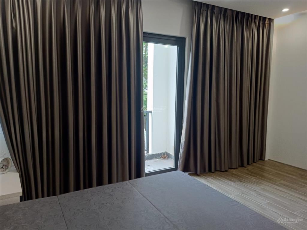 Cho thuê nhà riêng 3 tầng 120m2 tại vsip  từ sơn  bắc ninh có 4 phòng ngủ rộng đủ nội thất