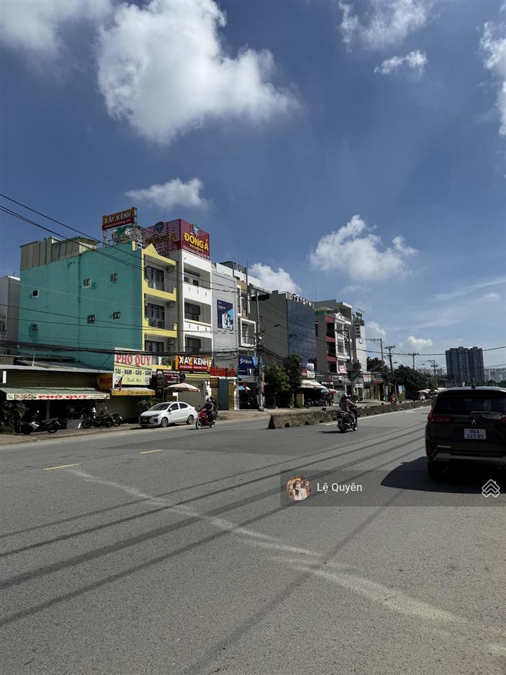 Vị trí vàng! bán toàn nhà góc 2 mặt tiền 5 tầng thang máy đường lương định của  q2  12x23m 270m2