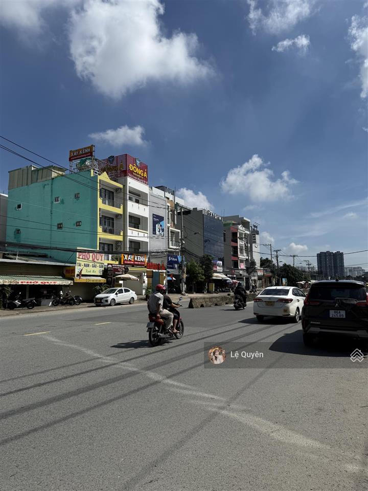 Vị trí vàng! bán toàn nhà góc 2 mặt tiền 5 tầng thang máy đường lương định của  q2  12x23m 270m2