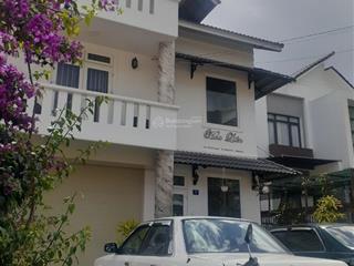 Bán villa 365m2 mt hàn thuyên, p5, đà lạt, hợp đồng thuê 40tr/th