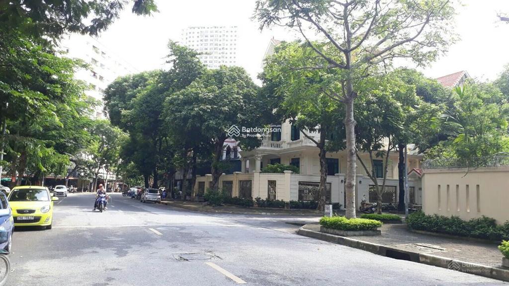 Cần bán căn góc biệt thự linh đàm dt 260m2, 2 mặt tiền đường 17m và 13m, 4 tầng, vị trí đẹp, sđcc