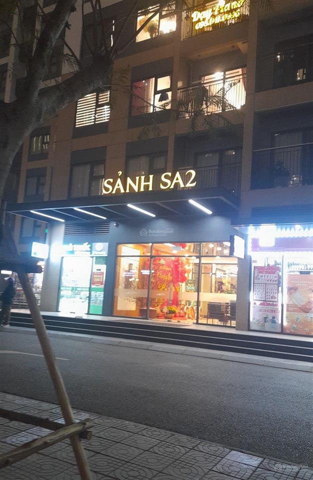 Chính chủ cần bán shop chân đế toà sa2 vinhomes smart giá 7 tỷ đang kinh doanh.  0986 126 ***