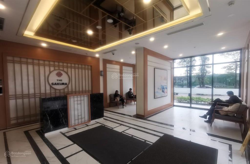 Chính chủ cần bán shop chân đế toà sa2 vinhomes smart giá 7 tỷ đang kinh doanh.  0986 126 ***