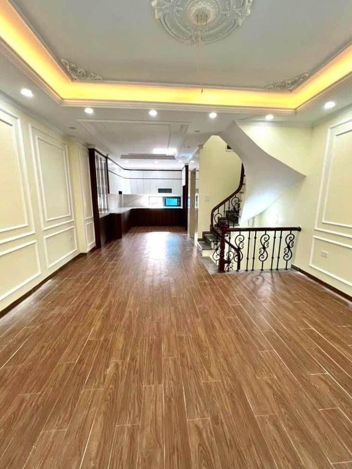 Siêu Phẩm nhà Tây Mỗ 39,5M 6 Tầng, thang máy, ô tô đỗ gần giá nhỉnh 7 tỷ