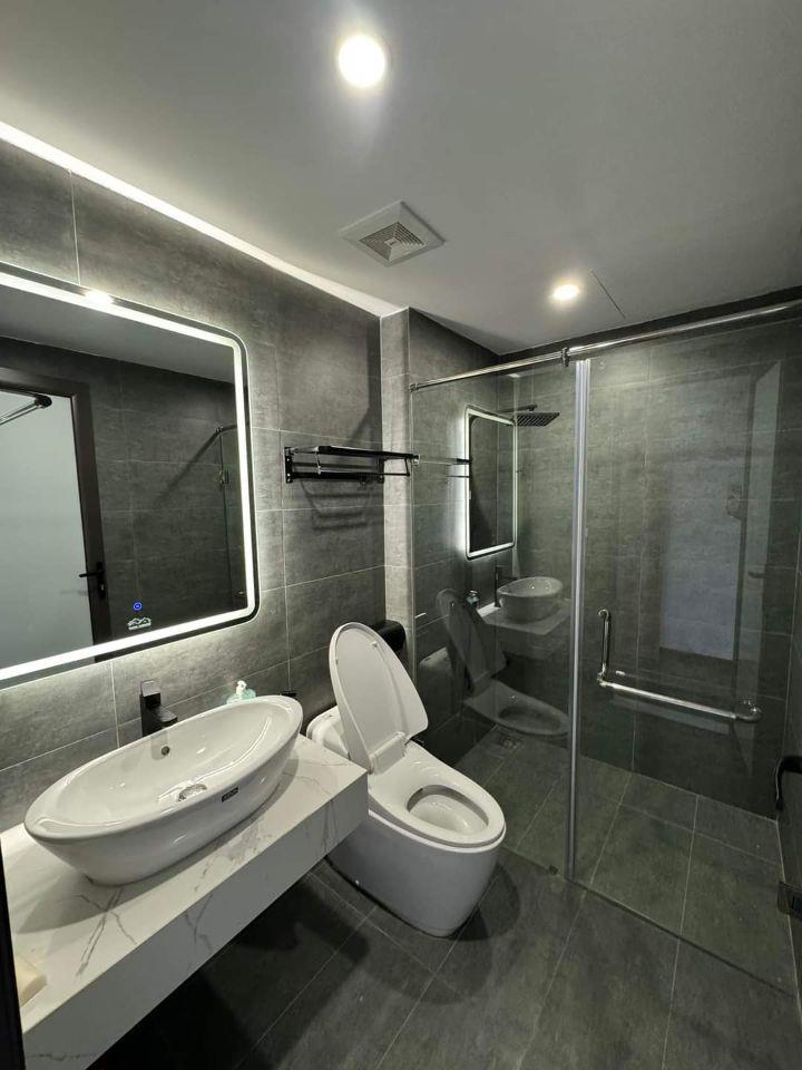 Bán nhà mặt đường Tây Mỗ 45m2, 6 tầng, tháng máy, gara ô tô, kinh doanh tốt, 6p ngủ.