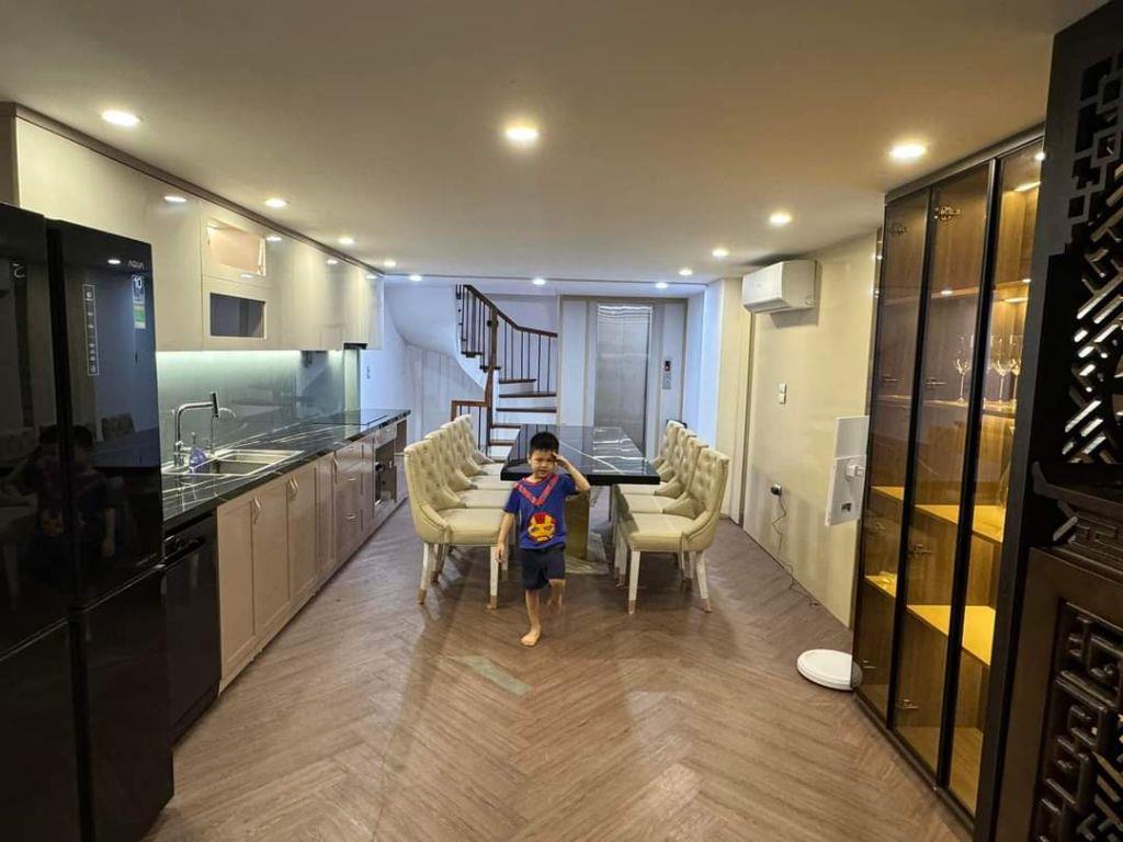 Bán nhà mặt đường Tây Mỗ 45m2, 6 tầng, tháng máy, gara ô tô, kinh doanh tốt, 6p ngủ.