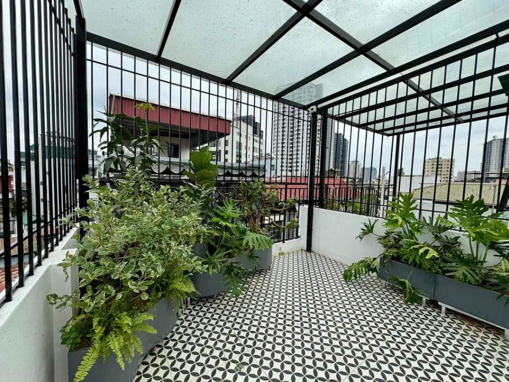 Bán nhà mặt đường Tây Mỗ 45m2, 6 tầng, tháng máy, gara ô tô, kinh doanh tốt, 6p ngủ.