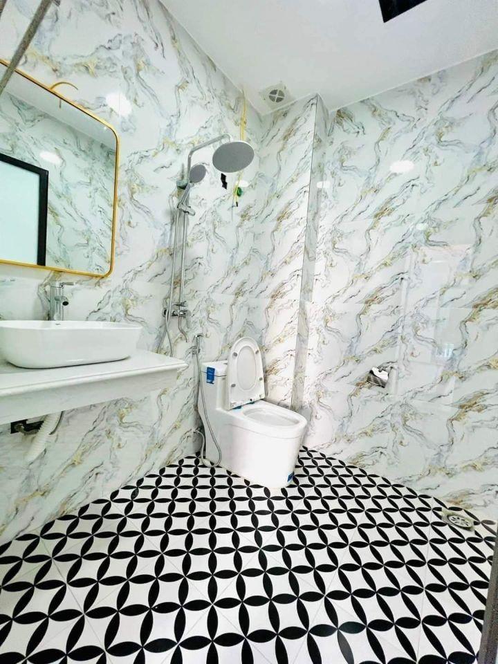 Nhà đẹp Di Trạch, full nội thất, gần phố Nhổn đi Mỹ Đình 4km giá 4.7 tỷ