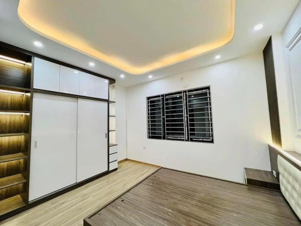 Siêu phẩm nhà Hoài Đức 39M 4 Tầng, 4 ngủ, ô tô đỗ gần, full nội thất giá 5.5 tỷ