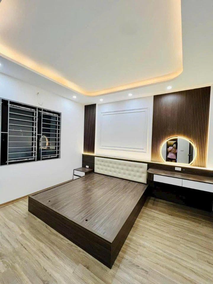 Siêu phẩm nhà Hoài Đức 39M 4 Tầng, 4 ngủ, ô tô đỗ gần, full nội thất giá 5.5 tỷ