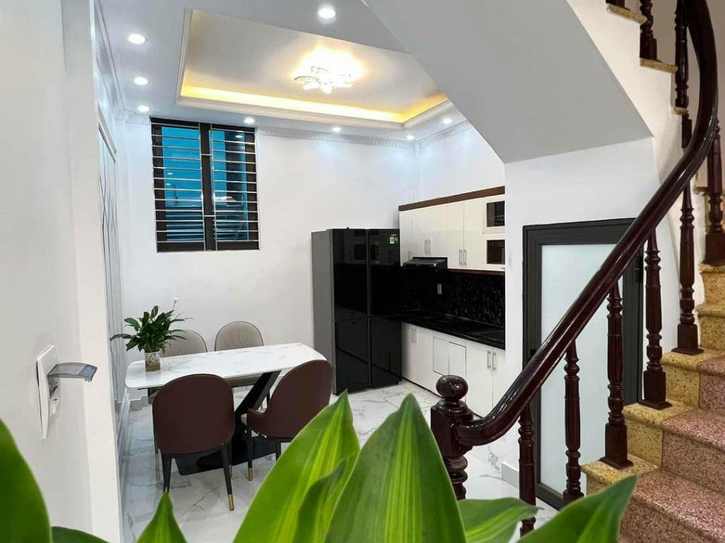 Bán nhà Tiền Yên, Song Phương 42M 4 Tầng, 4 ngủ, ô tô đỗ giá 4.3 tỷ