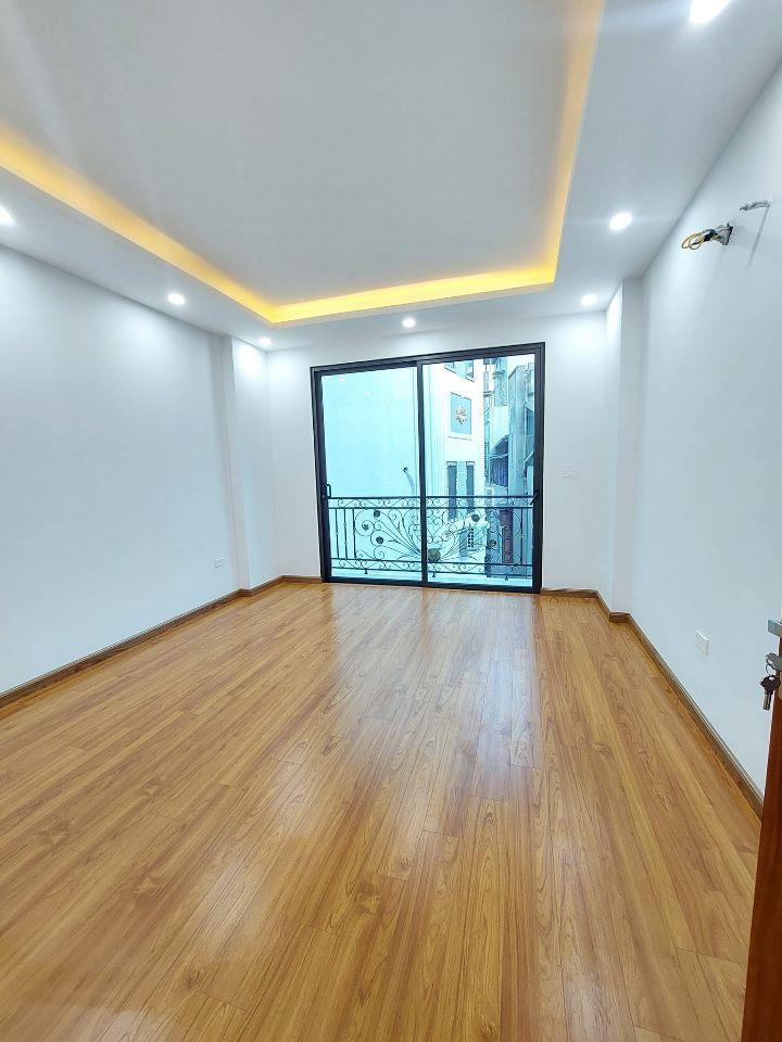 Bán nhà mới Tây Mỗ, Vinsmart City 30M 5 Tầng, 3P Ngủ, 50m ô tô đỗ kinh doanh giá 5 tỷ