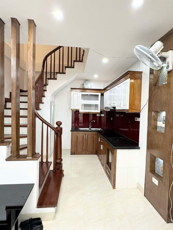 Bán nhà mới Tây Mỗ, Vinsmart City 30M 5 Tầng, 3P Ngủ, 50m ô tô đỗ kinh doanh giá 5 tỷ