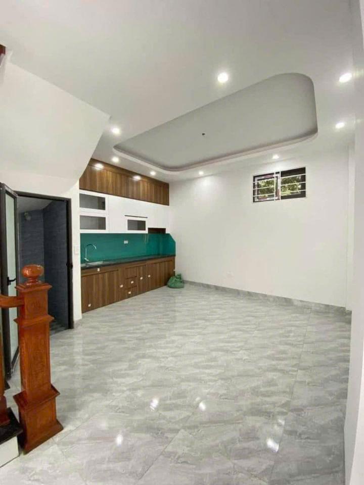 Bán nhà Tiền Yên, giáp Đại Lộ Thăng Long, Vinsmart City 5km, 46M 4 Tầng, 4 ngủ, ô tô đỗ cửa giá 4.5 tỷ