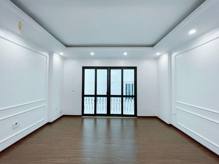 Bán nhà Phương Canh, gần Trịnh Văn Bô, FPT, ĐH Công Nghiệp xây 5 Tầng, 4 phòng giá 5 tỷ