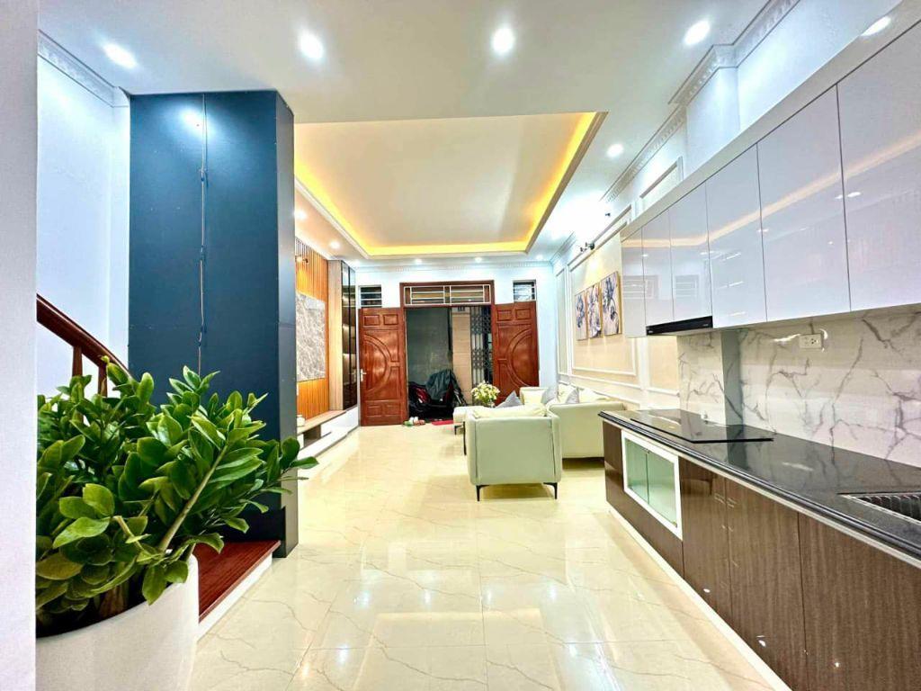 Siêu Phẩm nhà Phương Canh, phố Trịnh Văn Bô, tặng full nội thất, ô tô đỗ sát nhà giá nhỉnh 5 tỷ