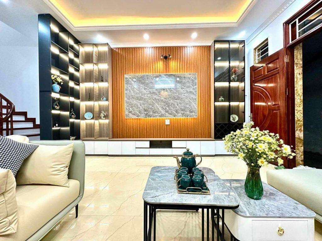 Siêu Phẩm nhà Phương Canh, phố Trịnh Văn Bô, tặng full nội thất, ô tô đỗ sát nhà giá nhỉnh 5 tỷ