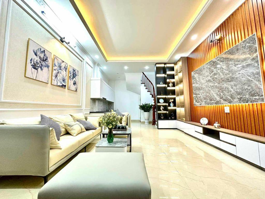 Siêu Phẩm nhà Phương Canh, phố Trịnh Văn Bô, tặng full nội thất, ô tô đỗ sát nhà giá nhỉnh 5 tỷ