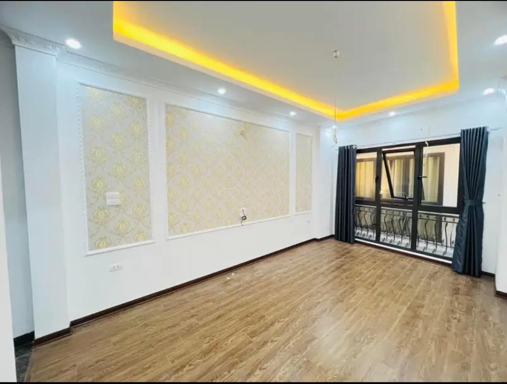 Bán nhà Di Trạch giá thấp nhất khu vực, xây mới 5 Tầng, 3P ngủ giá 4.3 tỷ