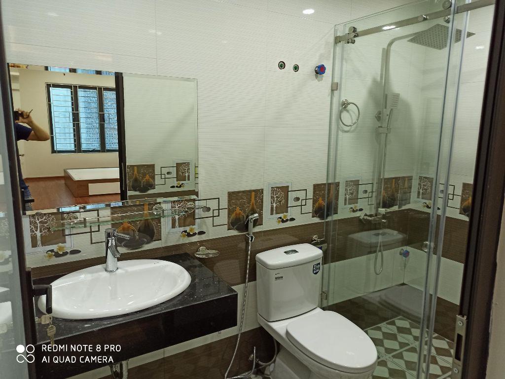 Bán nhà Di Trạch giá thấp nhất khu vực, xây mới 5 Tầng, 3P ngủ giá 4.3 tỷ