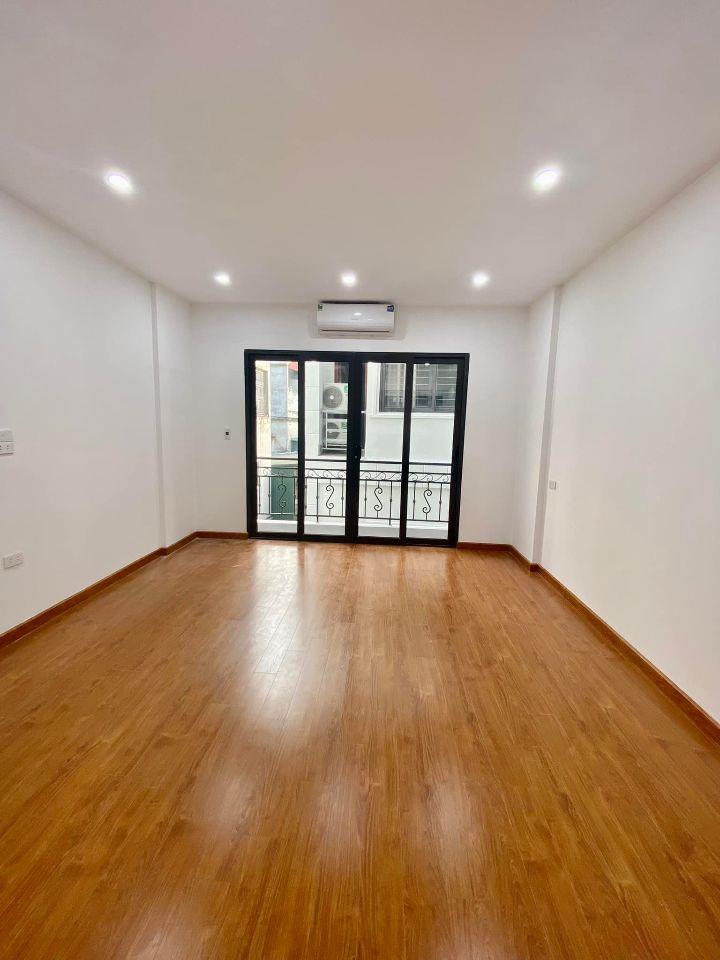 Chỉ 2.5 tỷ nhận nhà Kim Chung, 5 tầng, 3P Ngủ, phố Nhổn, ngõ rộng, tiện ích tốt 