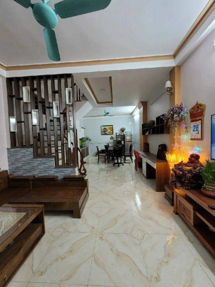 Bán nhà Tây Mỗ 48M 4 Tầng, 2 mặt thoáng, 4P Ngủ, tặng nội thất giá 6 tỷ