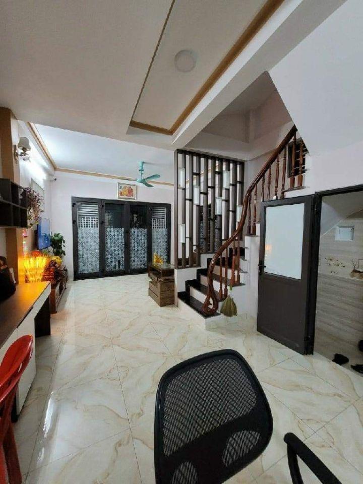 Bán nhà Tây Mỗ 48M 4 Tầng, 2 mặt thoáng, 4P Ngủ, tặng nội thất giá 6 tỷ