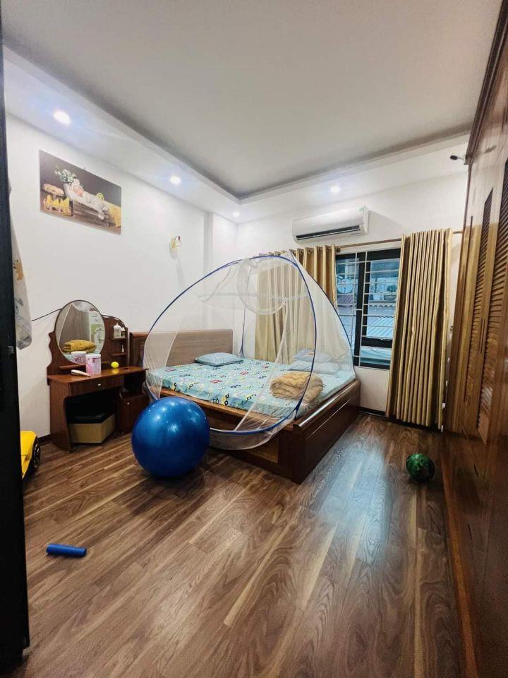 Chính chủ bán nhà Xuân Phương, gần Mỹ Đình xây 32M, 5 Tầng, 4 phòng giá 5.2 tỷ