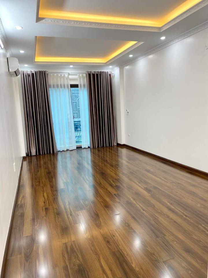 chỉ 2.5 tỷ nhận nhà gần Phương Canh, Trịnh Văn Bô 35M 5 Tầng, 5 phòng, 50m ô tô đỗ