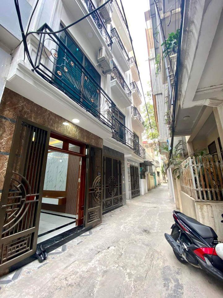 chỉ 2.5 tỷ nhận nhà gần Phương Canh, Trịnh Văn Bô 35M 5 Tầng, 5 phòng, 50m ô tô đỗ