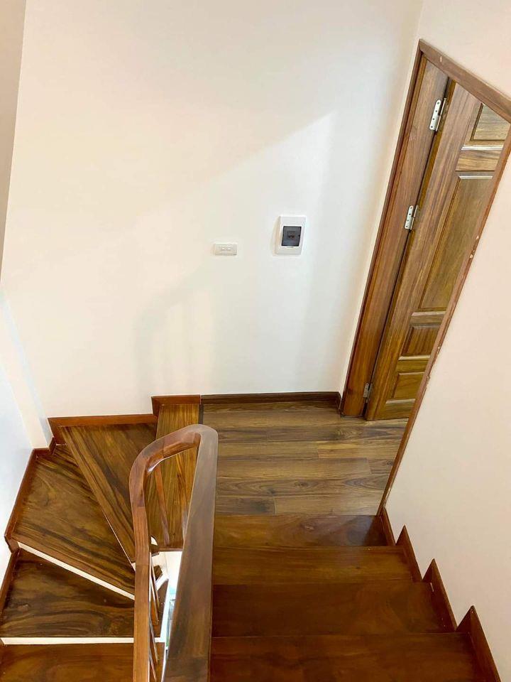 chỉ 2.5 tỷ nhận nhà gần Phương Canh, Trịnh Văn Bô 35M 5 Tầng, 5 phòng, 50m ô tô đỗ