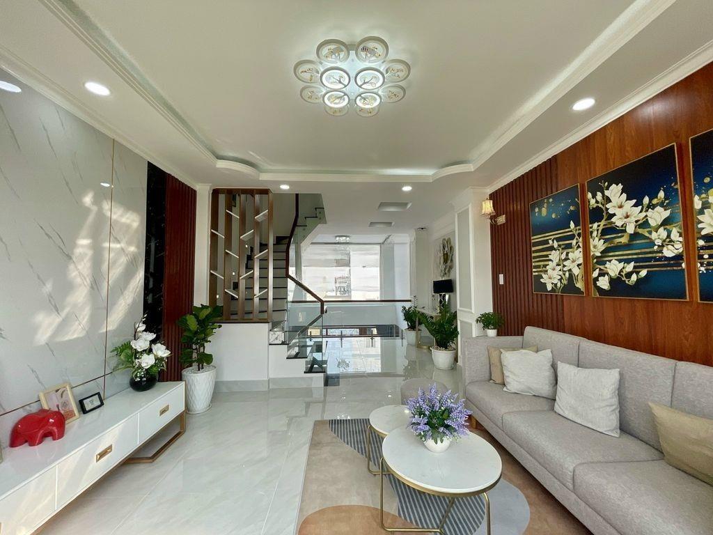 Bán nhà Xuân Phương, phố Trịnh Văn Bô 38M, 5 Tầng, gác lửng, nội thất đẹp giá 6.5 tỷ