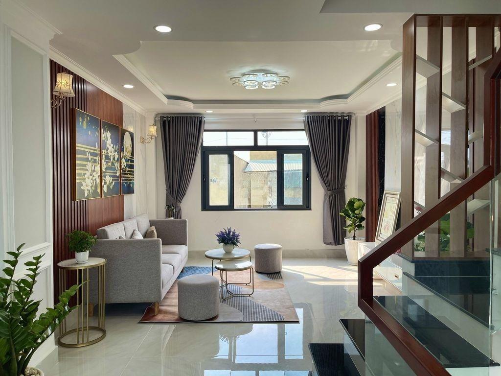 Bán nhà Xuân Phương, phố Trịnh Văn Bô 38M, 5 Tầng, gác lửng, nội thất đẹp giá 6.5 tỷ