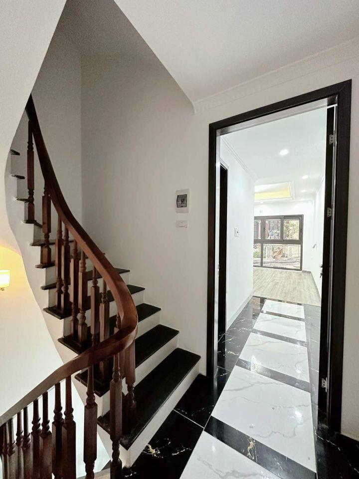 Nhà rẻ nhất Phương Canh xây 5 Tầng, nội thất đẹp, ô tô đỗ giá 5.1 tỷ